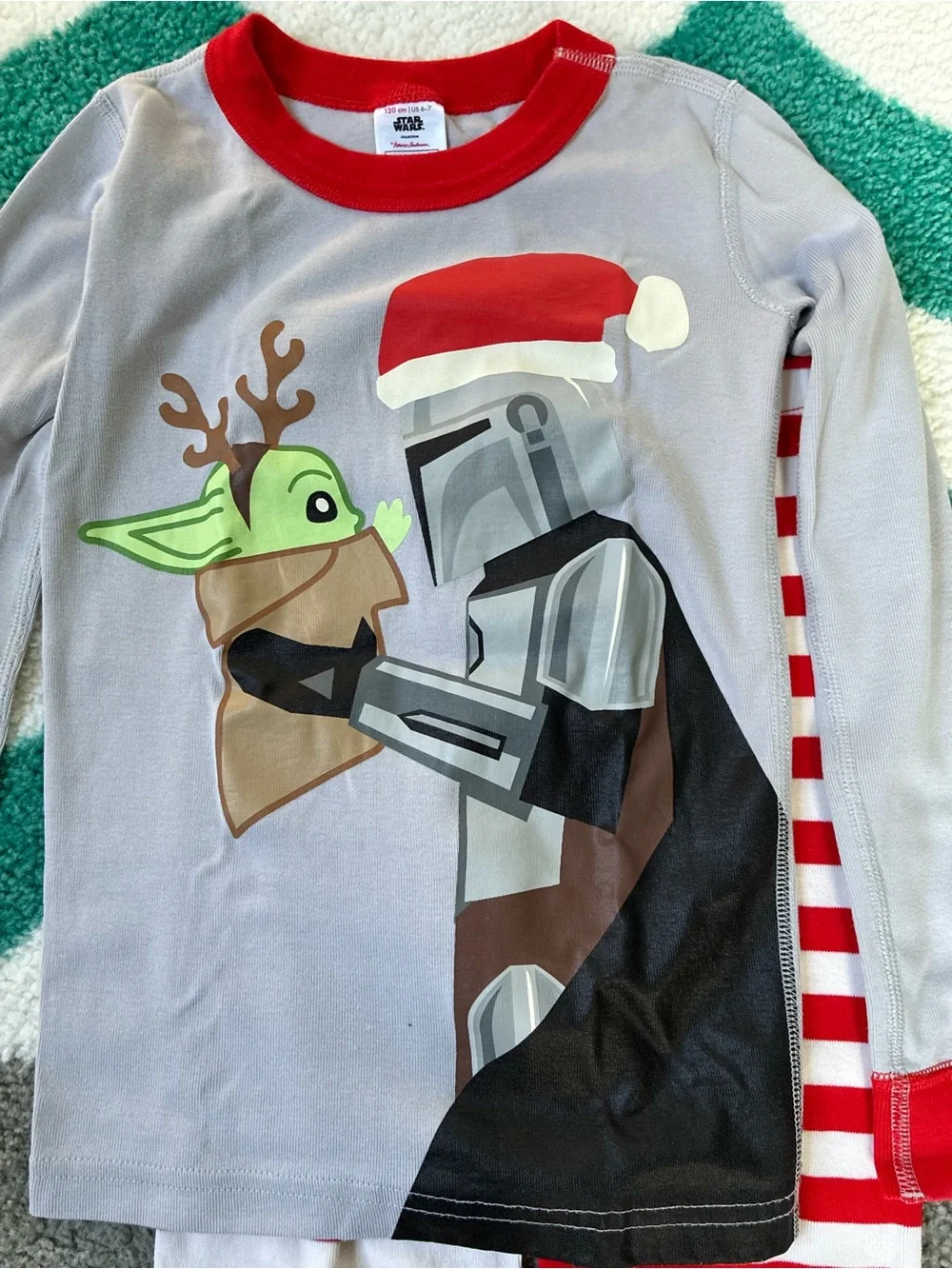 Hanna Andersson x Star Wars Mandalorian Christmas Pajamas (Grey/Red) Size 6-7